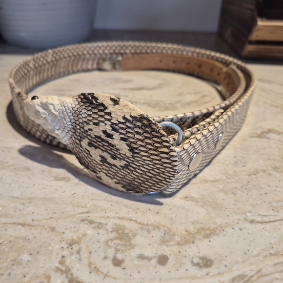 Real Cobra Snake Pattern Belt with Snake Head Buckle - Picture 2 of 7